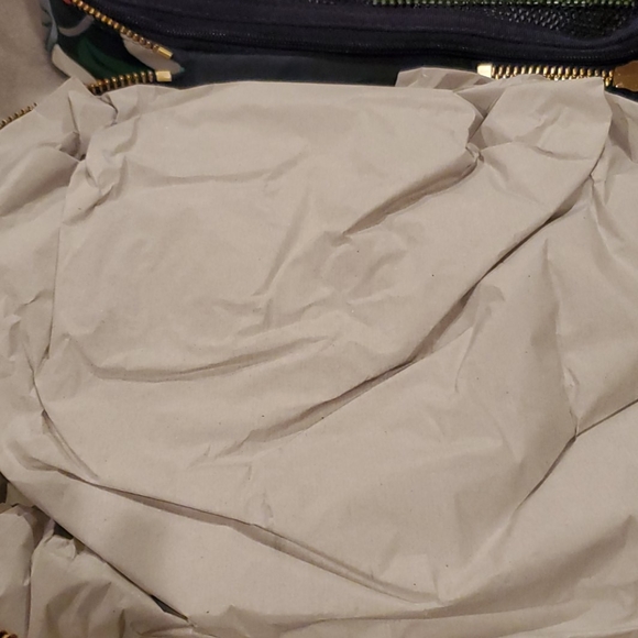 - Kate spade Triplec floral large makeup bag 2025 five star 🌟 Makeup Dust Cover - Picture 5 of 7